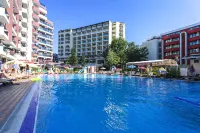 Admiral Plaza Apartments - Hot Tub