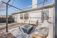 Modern, Comfy, Next to Frisco and Lake Lewisville in peaceful Little Elm