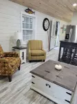 Crossroads to Pickwick Cabin SMOOTH SAILING