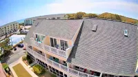 Pebble Beach F305 - Poolside studio, short walk to the beach