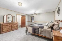 Home Away From Home Hotels in Laclede County