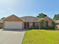 Wonderful, Spacious, Upscale Game Day home just 5 miles from Kyle Field!