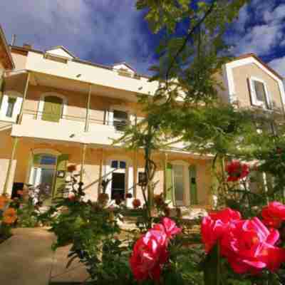 Chateau l'Hospitalet Wine resort Hotel Exterior