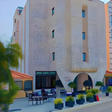 La Maison Hotel