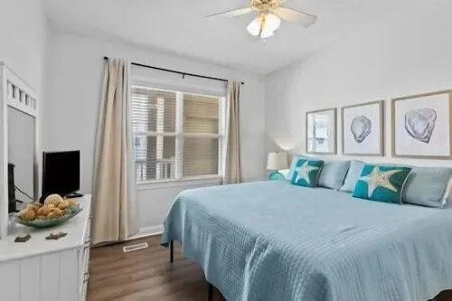 Private Balcony with Water View - Sea La Vie! Отели в г. Индиан Бич