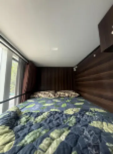 เอสไนท์ โรงแรม & ดอร์ม-ดานัง ดรากอน บริดจ์