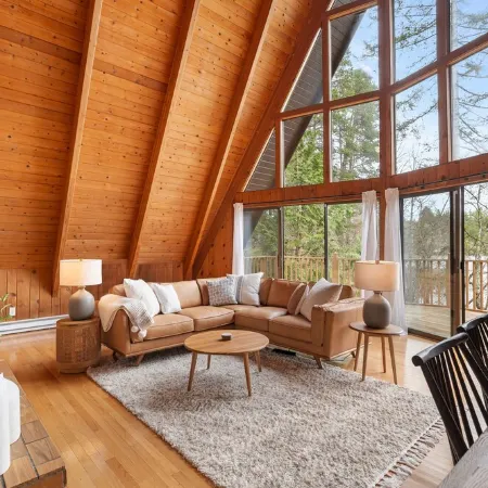 Lakeside A-frame for families, grannies and new kayakers