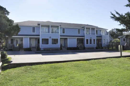 Charming Condo with Pool Access - Inviting Two-Story Retreat