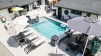 Gay owned fully renovated casita relaxation. Private and clothing optional.