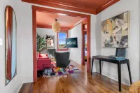 Private Entrances and Full Kitchens Await - Charming Retreat Hotels in North Charleston