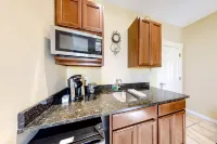 Downtown suite near with water with central AC and shared washer/dryer Hotels in Northeast Harbor