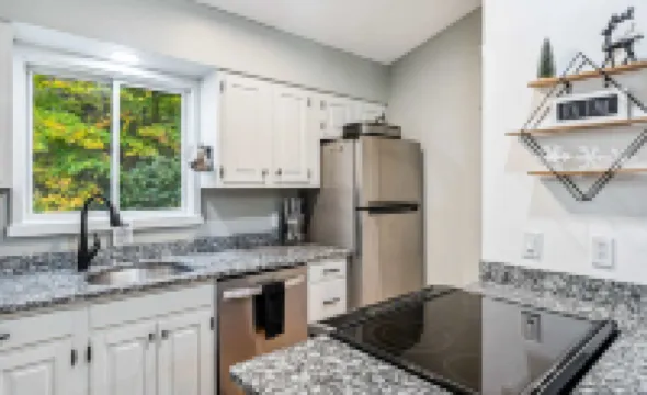 Cozy Condo with Access to Quechee Club - Exquisite Retreat