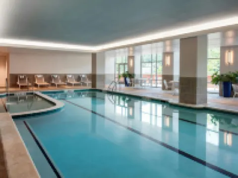 มอร์แกนทาวน์ แมริออท ที่วอเตอร์ฟรอนท์เพลซ โรงแรมในมอร์แกนทาวน์