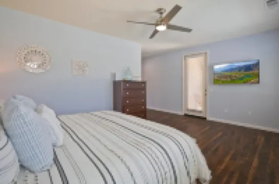 Walk to Coachella Festival.Gated Pool Home/3 baths