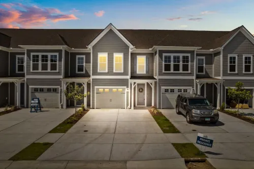 Luxurious Golf Retreat with Resort Amenities - Stylish Escape