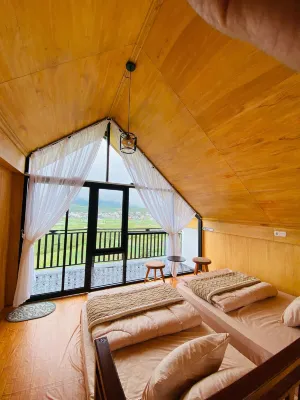 Kahiyang Villa Dieng Hotels near Sikidang Crater
