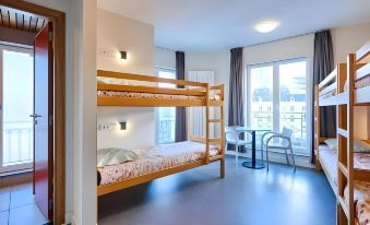 Jacques Brel Hostel