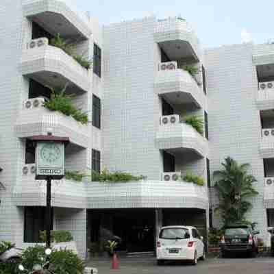 Apartment Danau Toba Medan Hotel Exterior