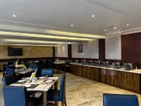 THE MAHAL INN - breakfast