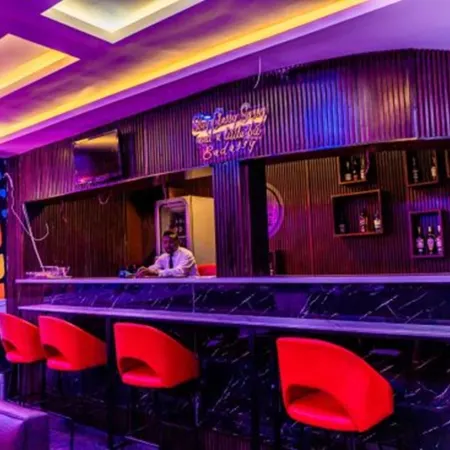 Gallani Suites Hotel