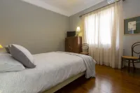 Le Boulevard Hotels near Ioannis Kapodistrias International Airport