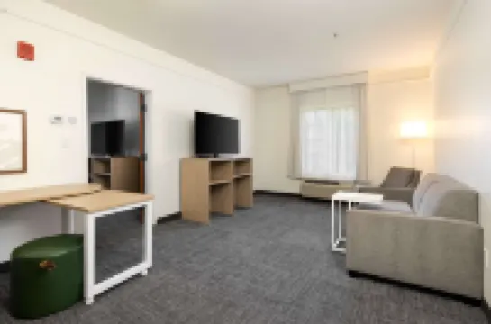 Spark by Hilton Savannah Airport