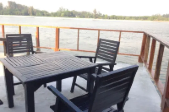 Non du Lay Guesthouse