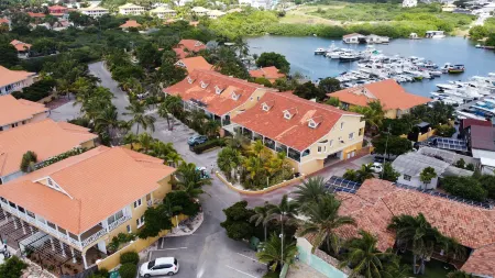 Spanish Water Marina Apartments Отели в г. Jan Thiel