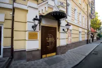 Senator Maidan Các khách sạn gần Institute Of International Relations Taras Shevchenko National University of Kyiv