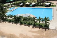 Sunset Paradise Holidays Homes - Pools