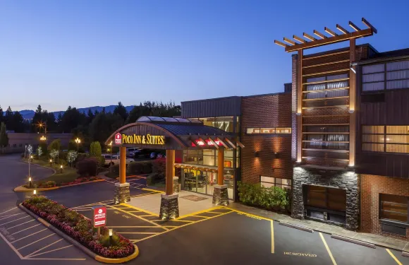 波戈套房酒店及會議中心