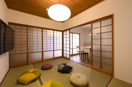 Beyond Hotel Takayama 4th - Condos