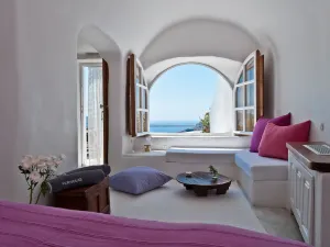 Perivolas Hotel