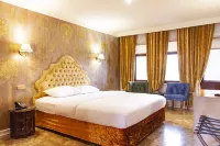 ÂLÂ HAN Boutique Hotel