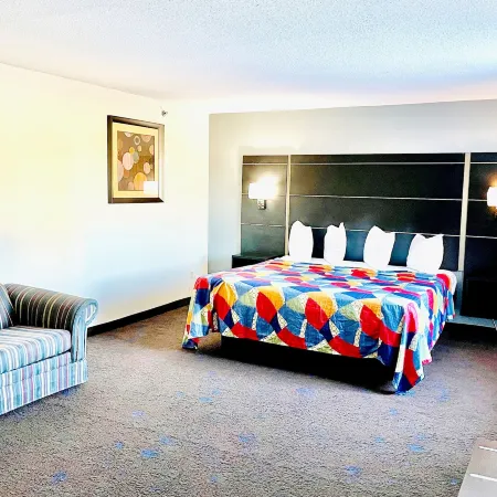 Coratel Inn & Suites by Jasper Northfield Hotels in Northfield