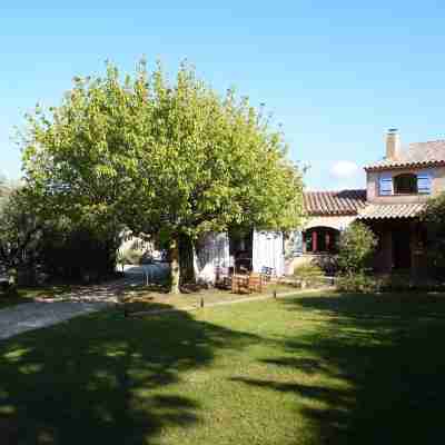 Le bosquet fruité gîte et maison d'hôtes en Provence Occitane Hotel Exterior