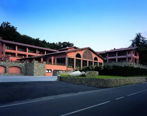 Meridiana Country Hotel Các khách sạn ở Calenzano