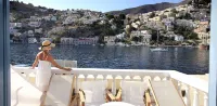 Limani Life - Meerblick