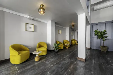 El Colonial Open Bar Adults Only