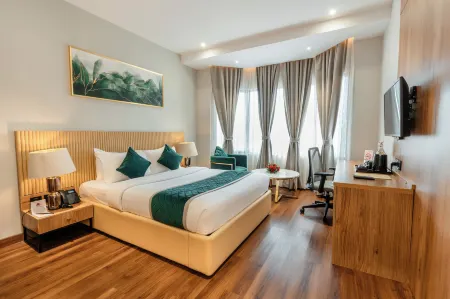 Travancore Court Отели рядом со станцией Metro  Aluva Railway Station