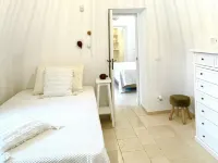 Trulli di Pone by Villa Experiences Puglia Hotels in Cozzana