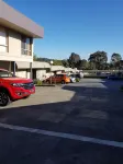 Ringwood Lake Inn - parking