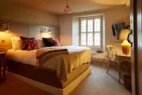 The Bull Hotel Hotels in Lechlade