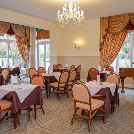 The Grove Hotel