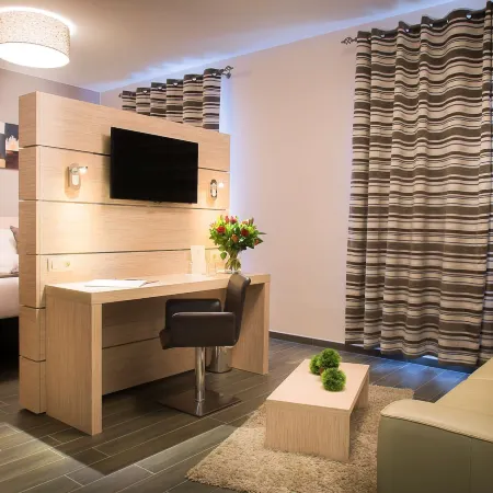Ibis Styles Charleroi Airport Aero 44
