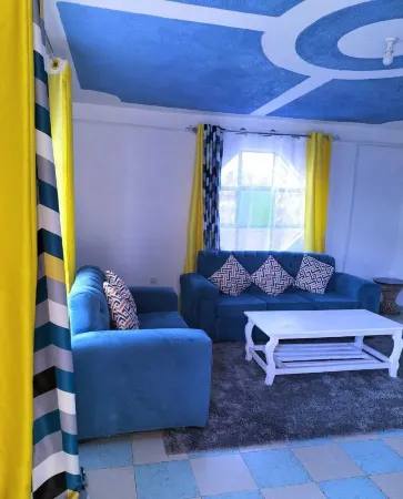 Lux Suites Chief Engineer Apartments Отели в г. Мвинги