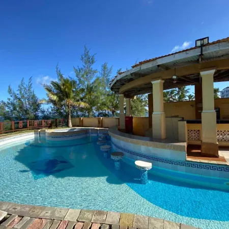 Lily Beachfront Apartments