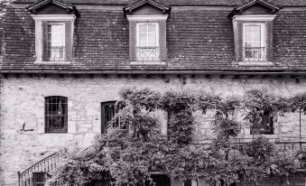 Hôtel le Cantou 354