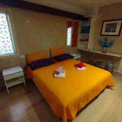 Ca' Lirica -Peace of Mind Just a Few Steps from St. Mark's Square Rooms