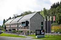 Hotel de la Source - parking